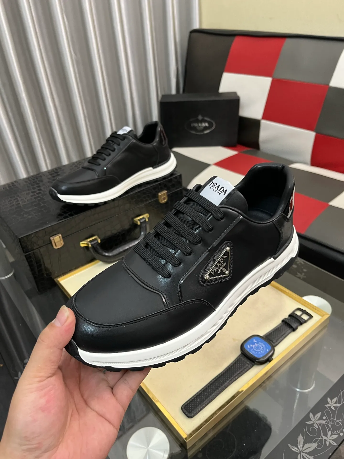 Men's shoes 💰420⌚️⌚️【PRADA】Prada casual shoes, originally developed 1:1, made of high-mercerized cowhide with imported cowhide, silk sheepskin lining, rubber outsole, comfortable and soft on the foot, size: 38-442️⃣Colors available